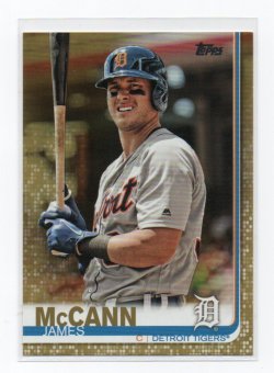 2019 Topps Topps Gold James McCann