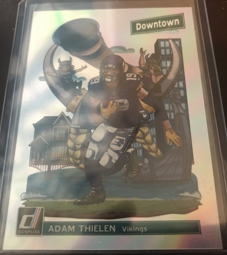 Adam Thielen 2018 Contenders Veteran Cracked Ice Auto 02/24 BGS