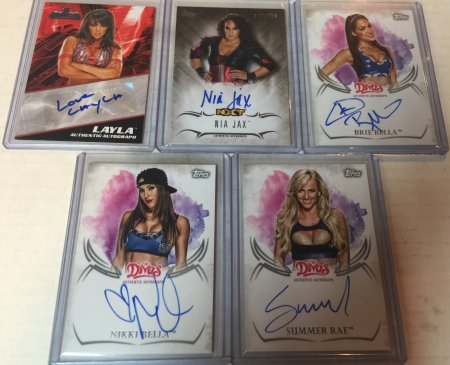 WWE Divas / Blowout Buzz