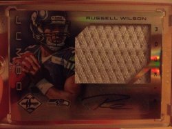 Panini Limited Russell Wilson Limited 2012 jersey auto /49