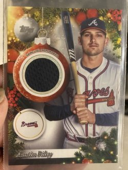 2025 Topps holiday relic austin riley