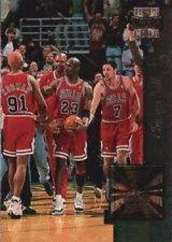    MICHAEL JORDAN 1996-97 Stadium Club Golden Moments #GM3 CHICAGO BULLS *0017