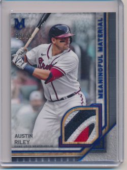    Austin Riley 2023 Topps Museum Collection Meaningful Material Relics Sapphire /20