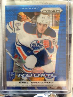 2013 Panini Prizm Nail Yakupov blue pulsar RC #240