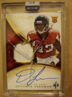 2016  Honors Devonta Freeman Autograph Patch Recolltion Immaculate RC 3/3