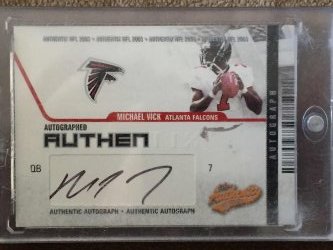 2003 Fleer Authentix Michael Vick Autographed Authen Auto