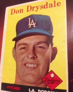 1958 Topps DON DRYSDALE #25 LA Dodgers HOF Pitcher